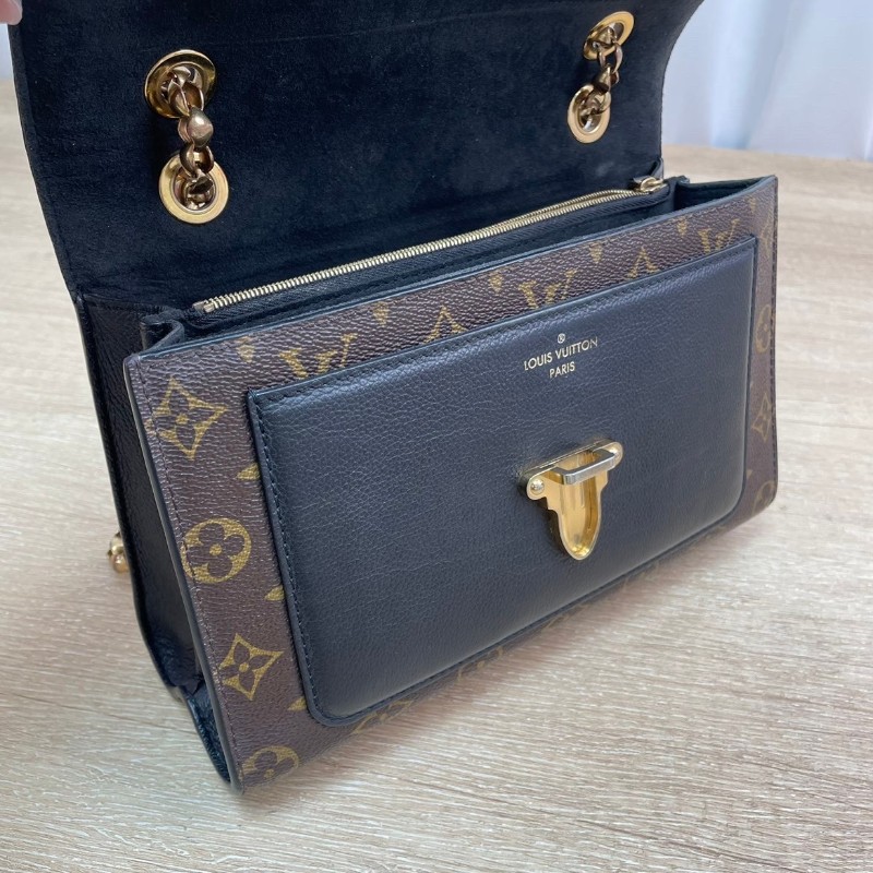 專櫃價2.7折!LOUIS VUITTON Victoire老花 金屬鏈條搭配拼色皮革 腋下包斜挎包單肩包-13