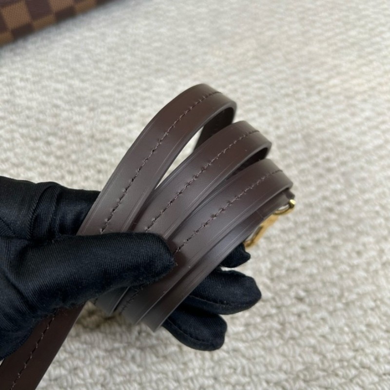 LV路易威登棕棋盤流蘇手提郵差包 有肩帶 可單肩可斜挎可手提 紅色內裡 容量實用 日常百搭-22