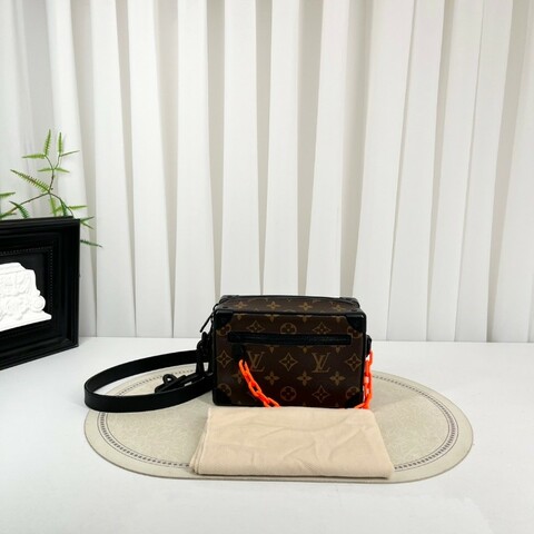 LV路易威登  芯片款 Virgil Mini Soft Trunk橙鏈條老花盒子單肩斜挎包 既有造型又實用可手拿單肩斜挎