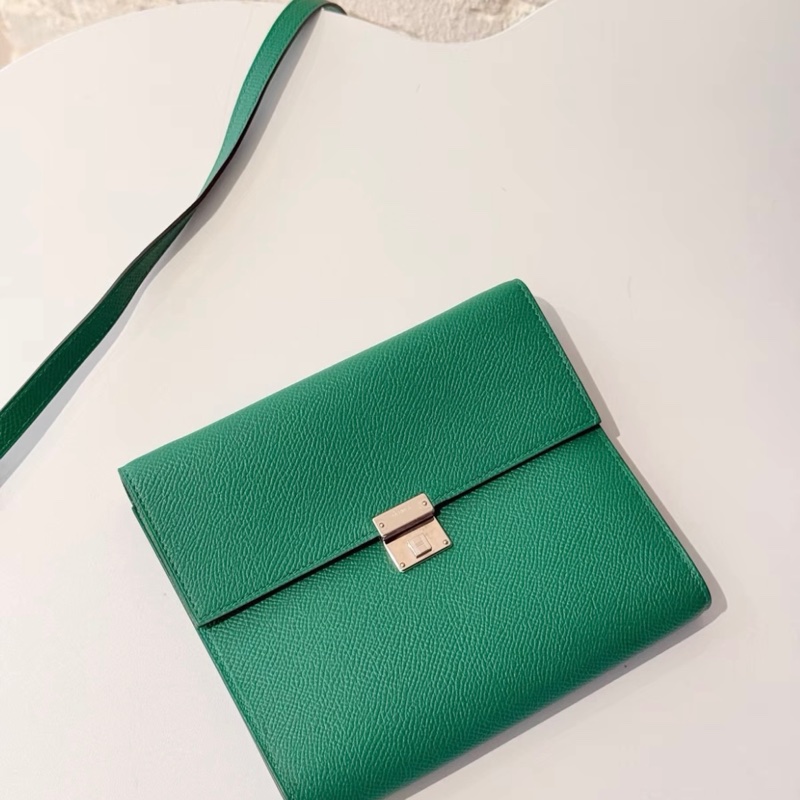 愛馬仕Clic 16絲絨綠 woc-1