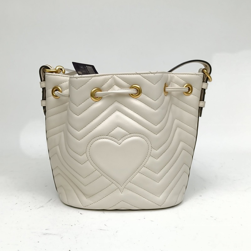 GUCCI GGMarmont抽繩水桶包21白色牛皮金扣-2