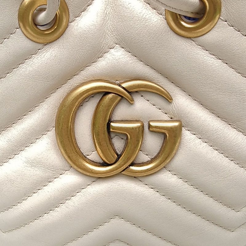 GUCCI GGMarmont抽繩水桶包21白色牛皮金扣-4