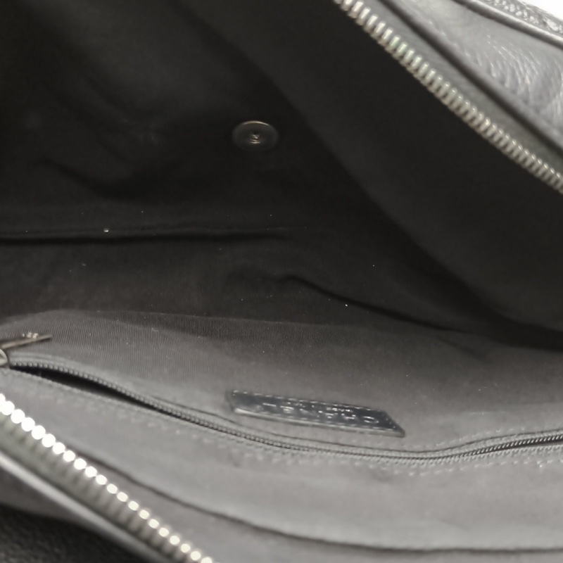 CHANEL 黑色荔枝牛皮22開銀扣單蓋季節款機場包jumbo-5