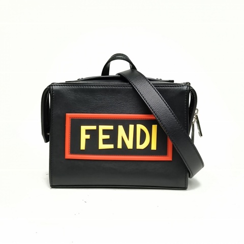 FENDI 黑色牛皮銀扣小怪獸logo手提斜挎包