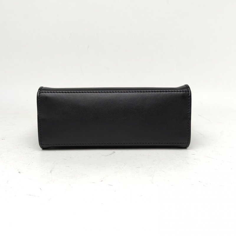 FENDI 黑色牛皮銀扣小怪獸logo手提斜挎包-3