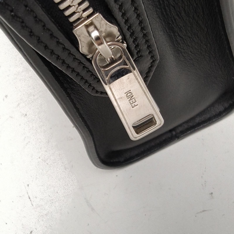 FENDI 黑色牛皮銀扣小怪獸logo手提斜挎包-4