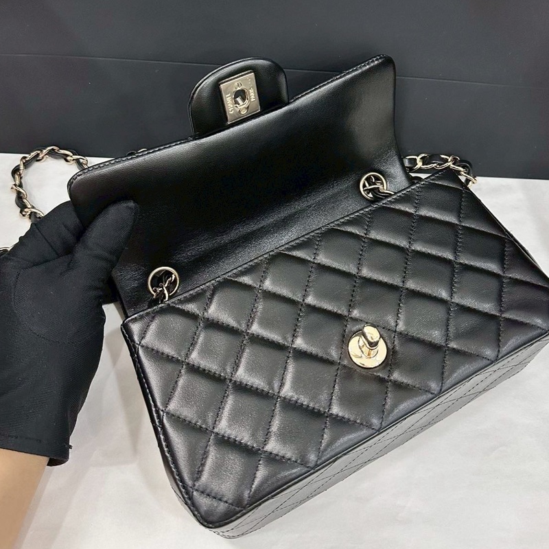 CHANEL香奈兒CF20🎩全新全配 🎩黑金淡金扣芯片款-15