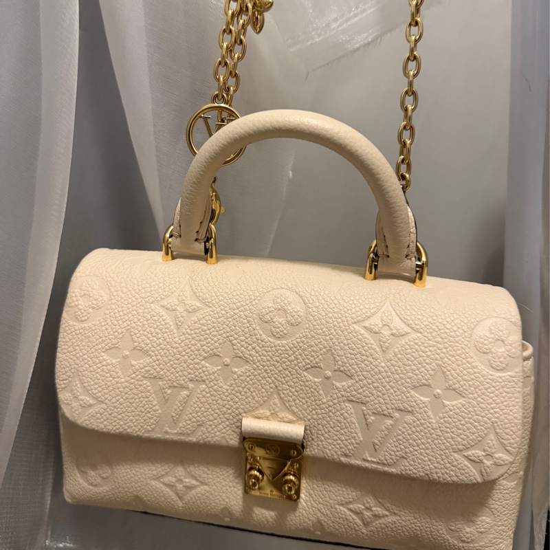 LV 瑪德琳白色小包 – 幾乎全新，含塵袋與保卡-5