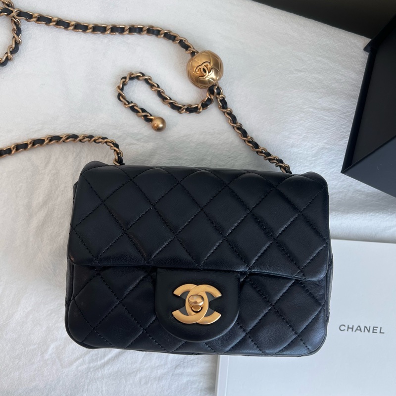 ෆ Chanel黑金金球方胖-8