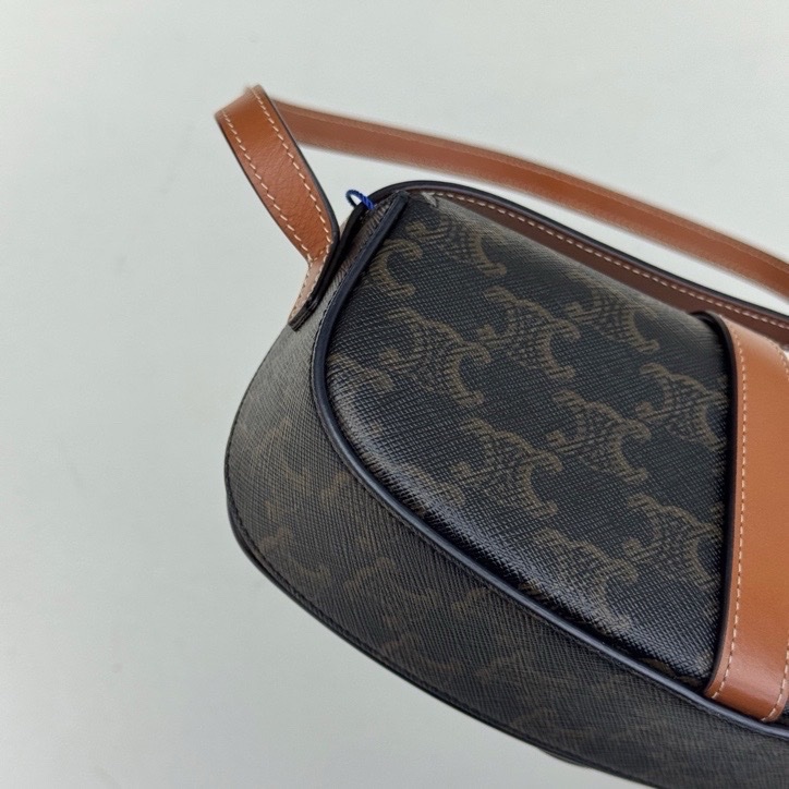 Celine賽琳 凱旋門棕色老花鎖頭腋下包 ,尺寸:20x10.5x6cm-5