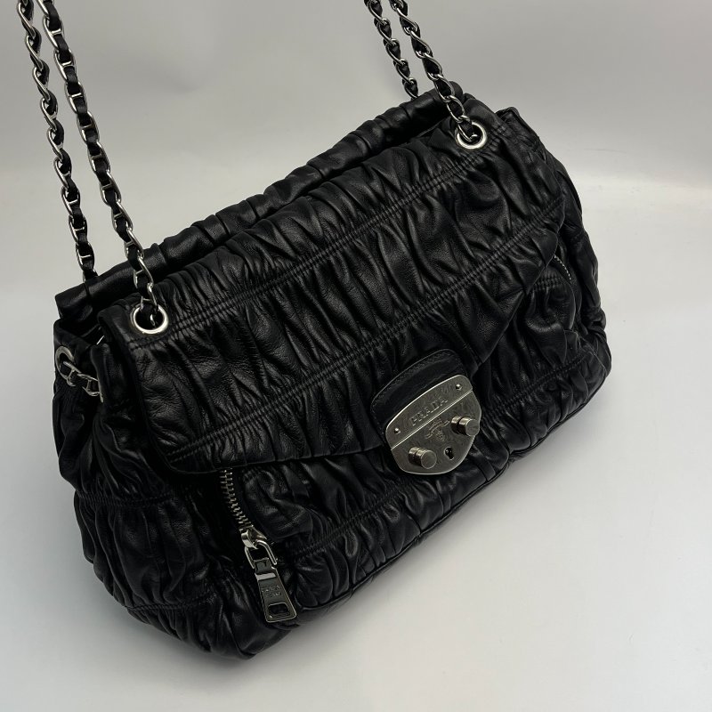 🏷Prada肩背包(兩面面可用)-4