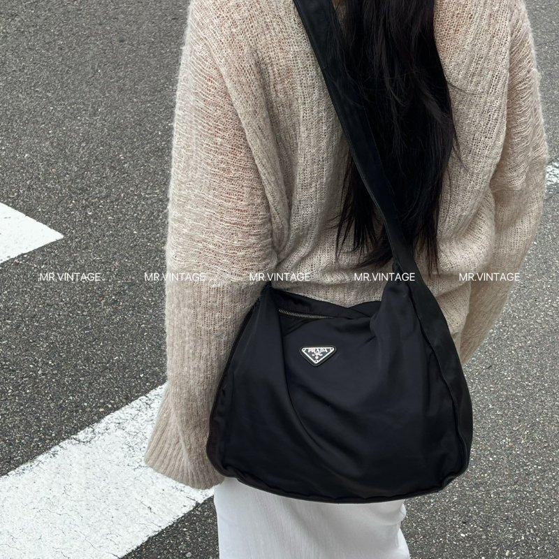 🏷Prada hobo(背帶可調)-1