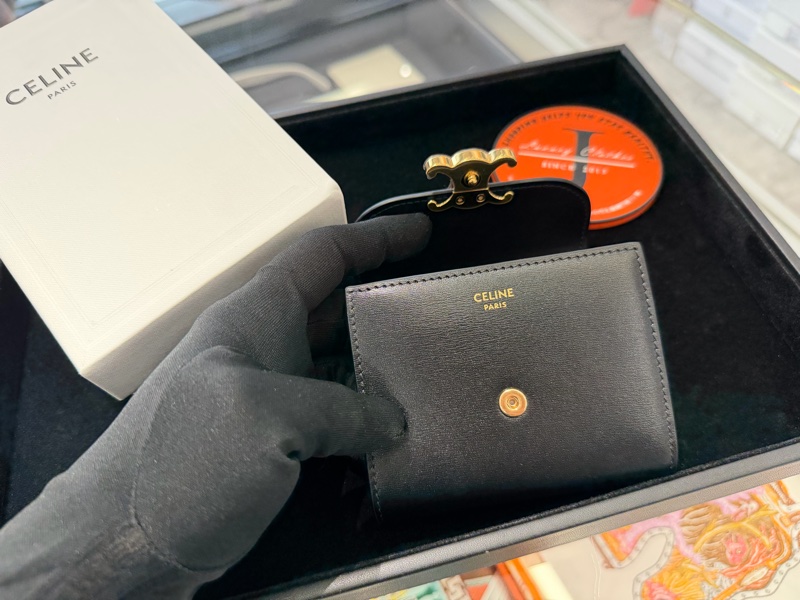 Celine 凱旋門真皮三折短夾-4