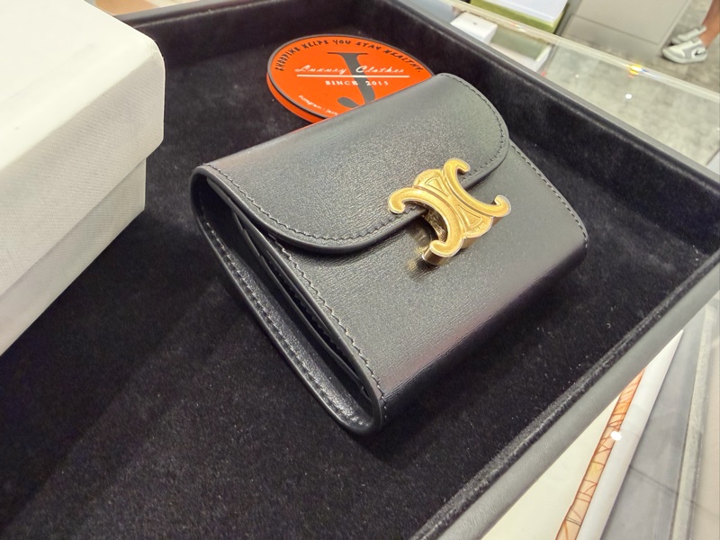 Celine 凱旋門真皮三折短夾-8