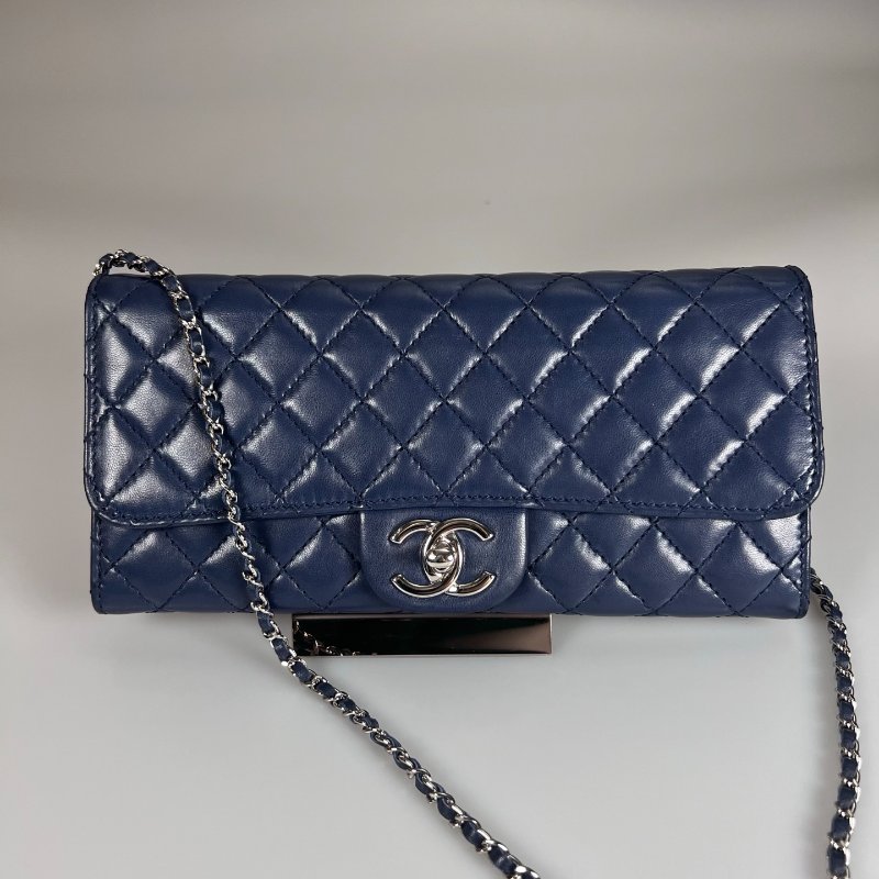CHANEL WOC長款羊皮藍 保卡款14開-0