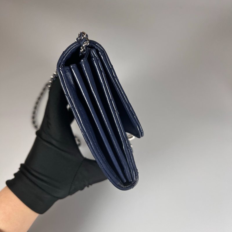 CHANEL WOC長款羊皮藍 保卡款14開-3