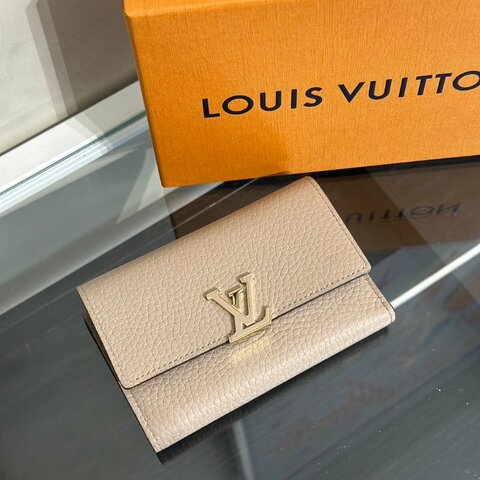 LOUIS VUITTON Capucines三折短夾 - 米灰