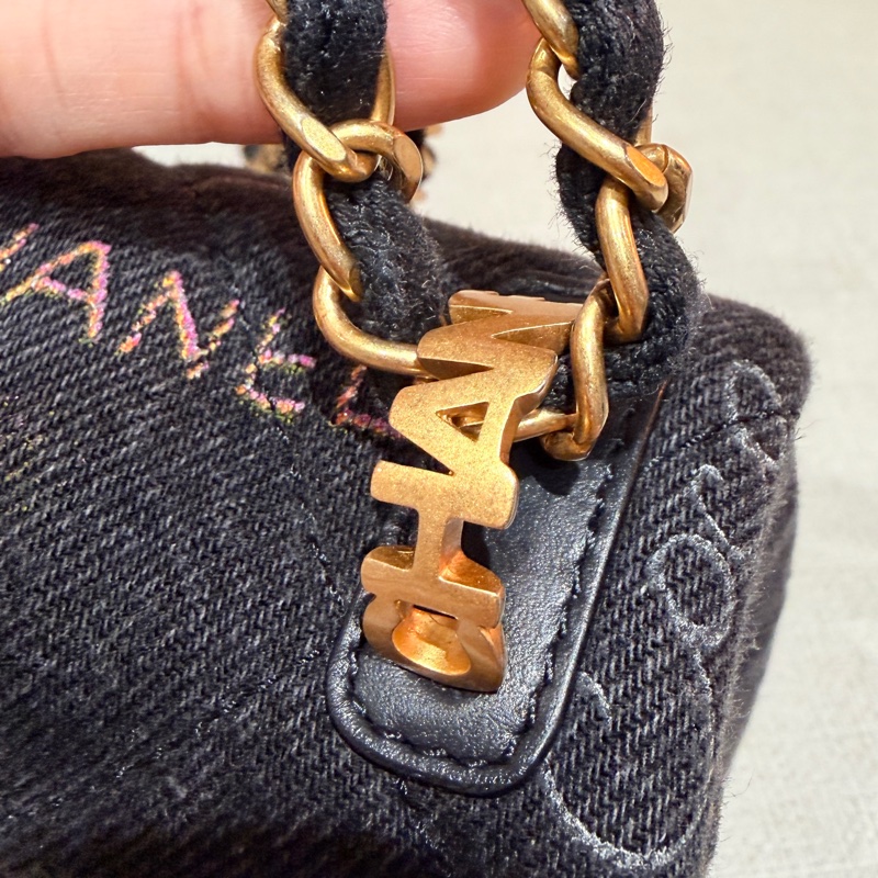 香奈兒Chanel 22P 黑色牛仔塗鴉CF 小號-2