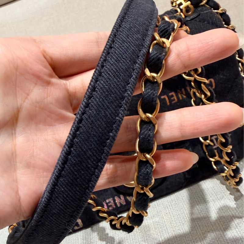 香奈兒Chanel 22P 黑色牛仔塗鴉CF 小號-16