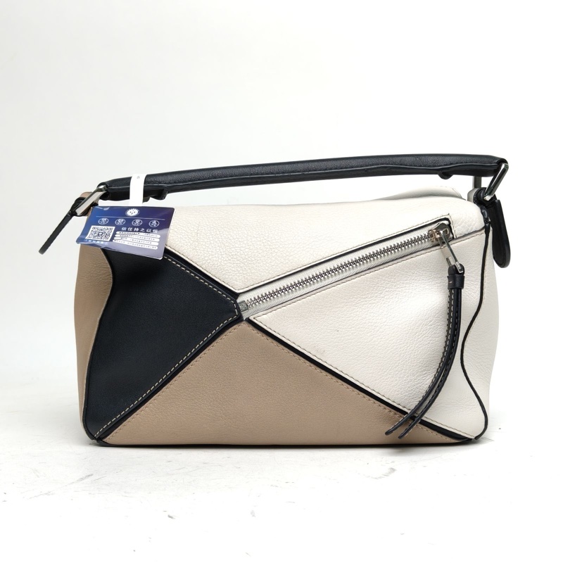LOEWE Puzzle24幾何包小號拼色牛皮-2
