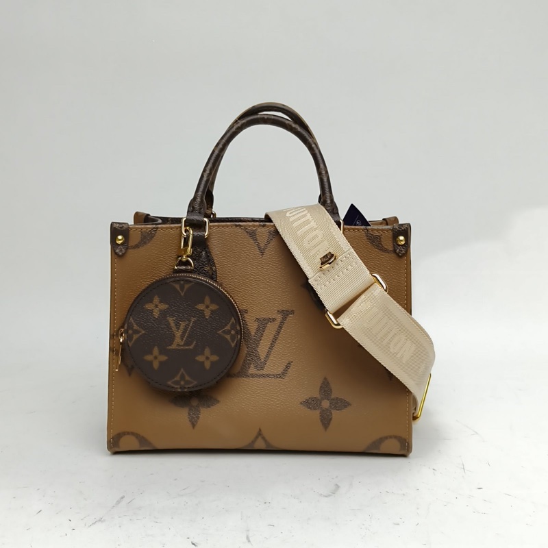 LOUIS VUITTON Onthego小號25二合一寬肩帶老花PVC金扣晶片-0