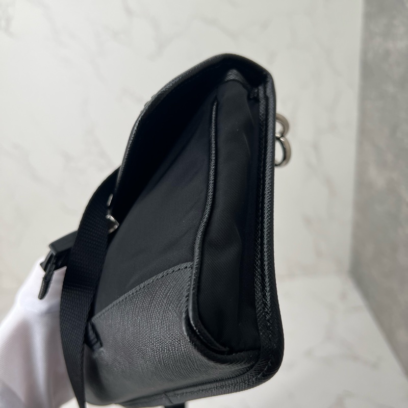 香緹國際精品 798 PRADA 手機包-3