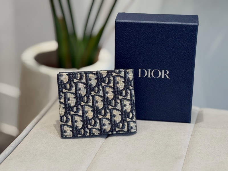 Christian Dior 經典花紋鐵牌字母八卡短夾-1