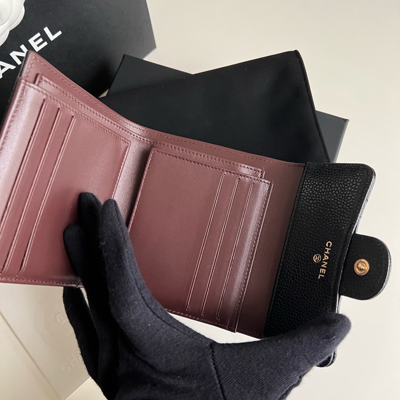 Chanel香奈兒黑色荔枝皮短夾-8