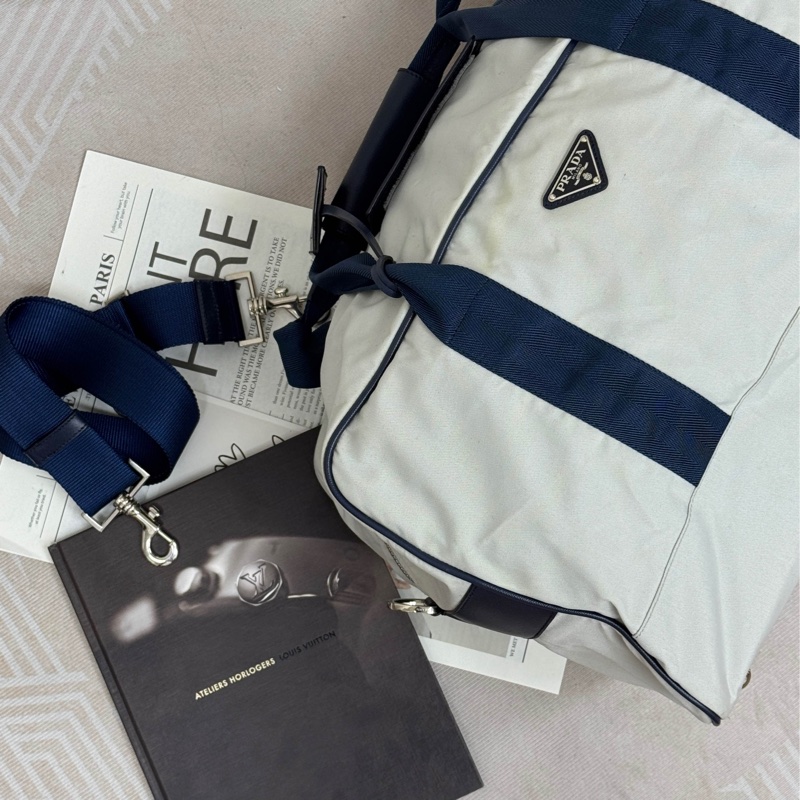 PRADA 經典尼龍旅行包🧳-1