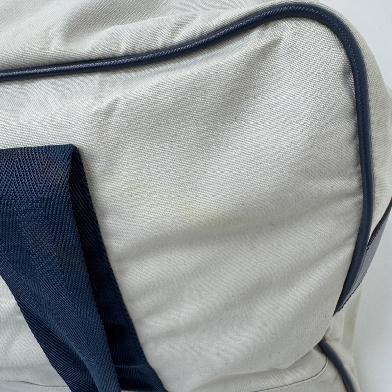 PRADA 經典尼龍旅行包🧳-25