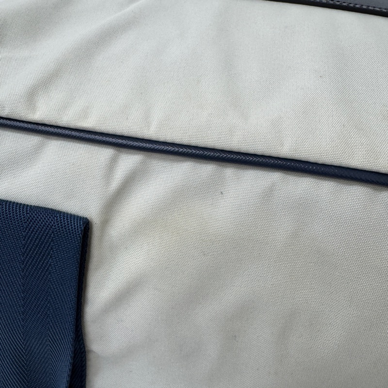 PRADA 經典尼龍旅行包🧳-26