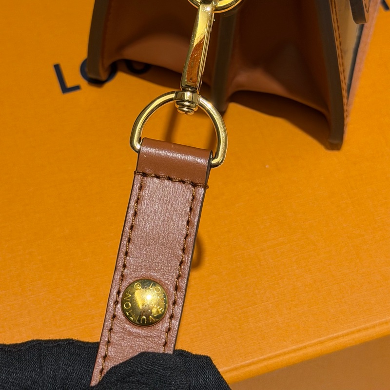 全新✨Louis Vuitton👜Mini Dauphine 小達芙妮🤎送內膽包-21