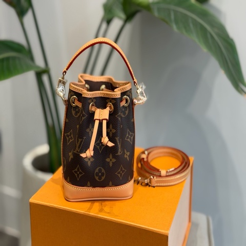 Louis Vuitton Nano Noe 經典花紋小水桶