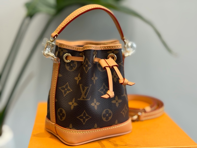 Louis Vuitton Nano Noe 經典花紋小水桶-2
