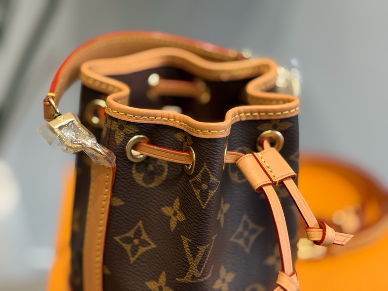 Louis Vuitton Nano Noe 經典花紋小水桶-3