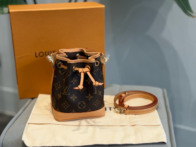 Louis Vuitton Nano Noe 經典花紋小水桶-7