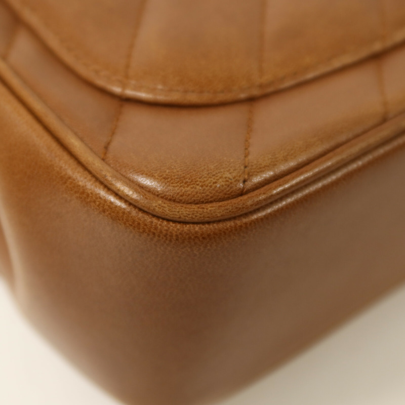 CHANEL 牛皮皮革Chain Shoulder金扣鏈帶肩背袋-15