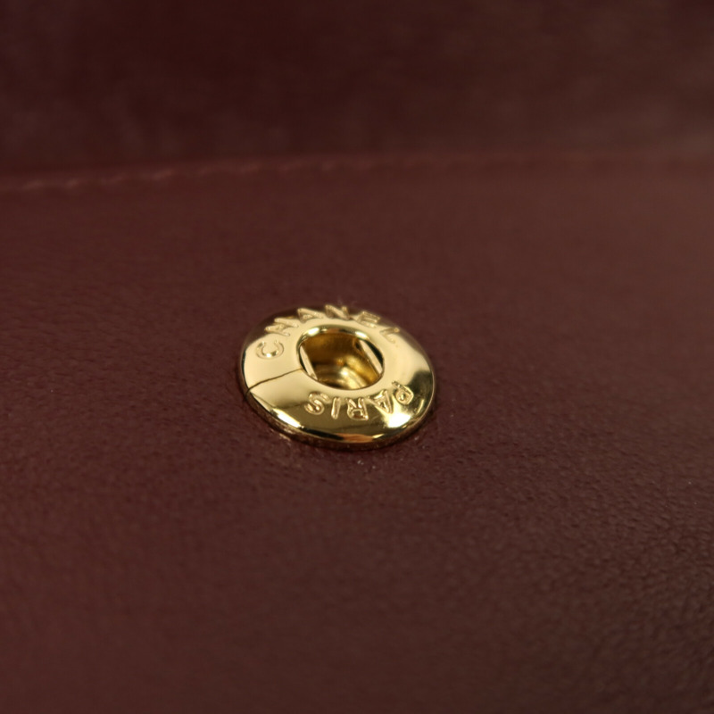 CHANEL 牛皮皮革Chain Shoulder金扣鏈帶肩背袋-20