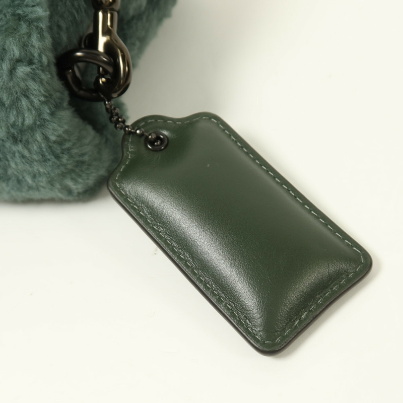 COACH 羊毛Pillow Tabby 26手挽肩背兩用袋-17