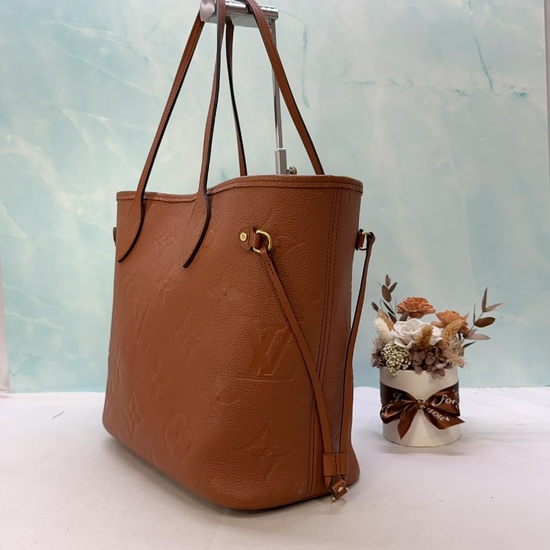 LV Neverfull MM皮革托特包-2