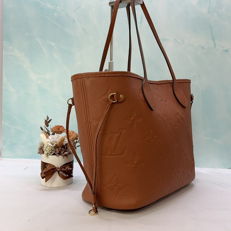 LV Neverfull MM皮革托特包-3