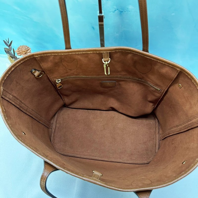 LV Neverfull MM皮革托特包-4