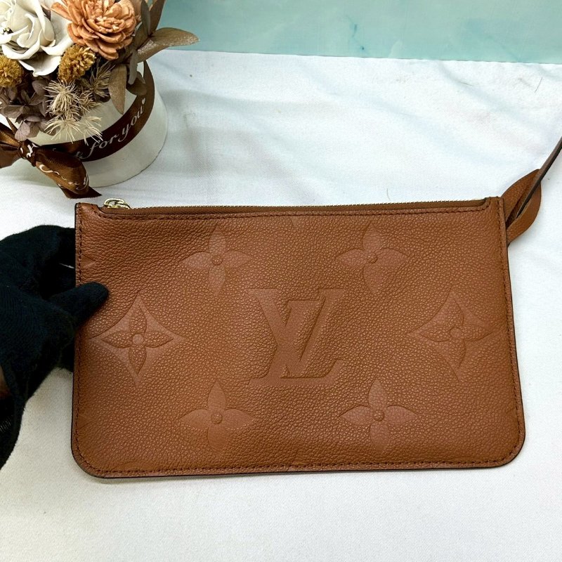 LV Neverfull MM皮革托特包-5