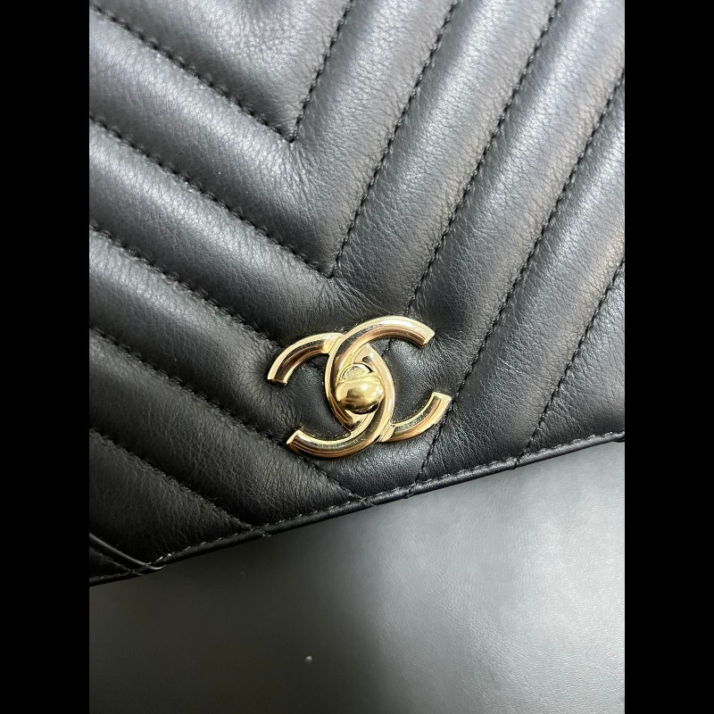 Chanel flap bag chevron-14