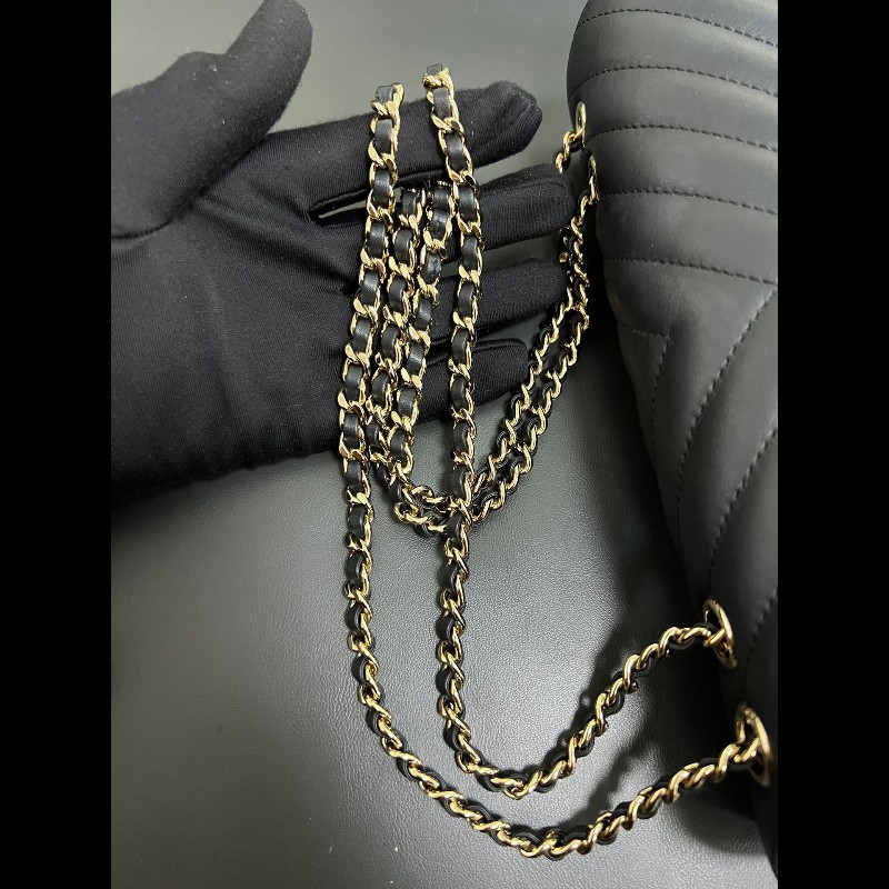 Chanel flap bag chevron-15