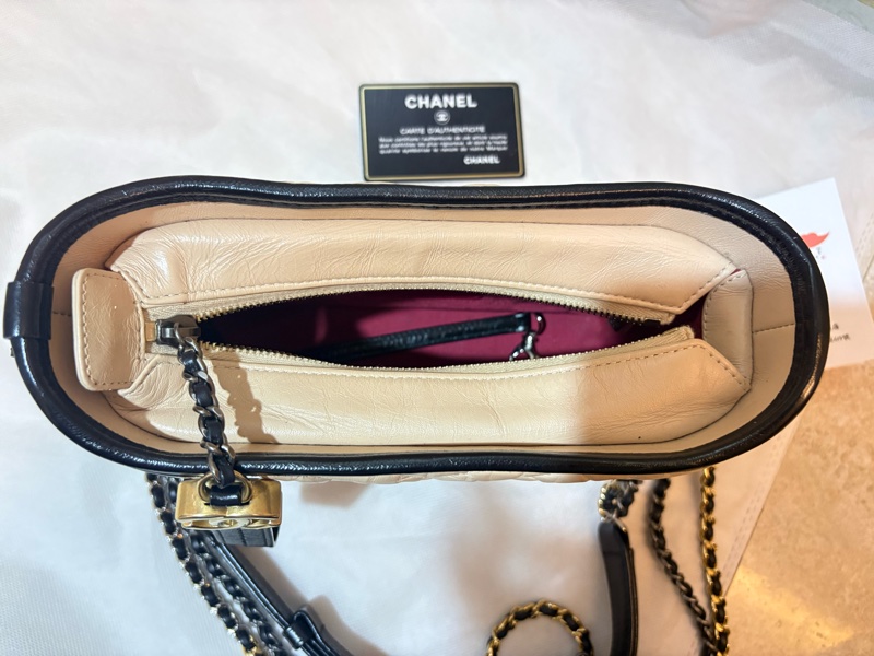 Chanel 流浪包 經典米黑配色 奶茶色小號-14