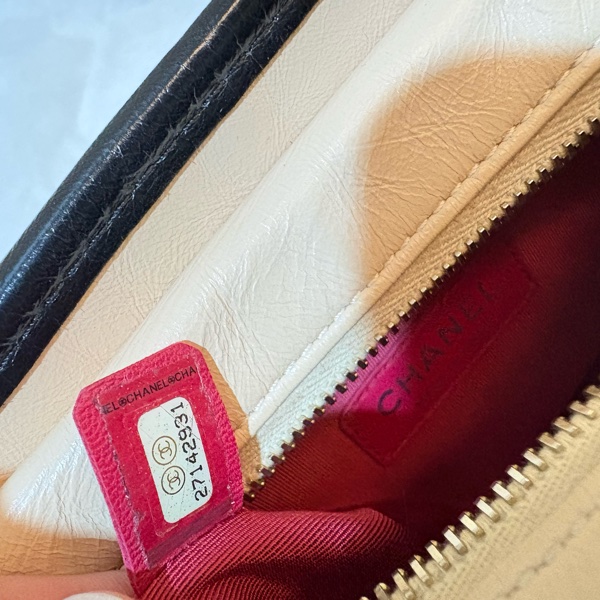 Chanel 流浪包 經典米黑配色 奶茶色小號-19