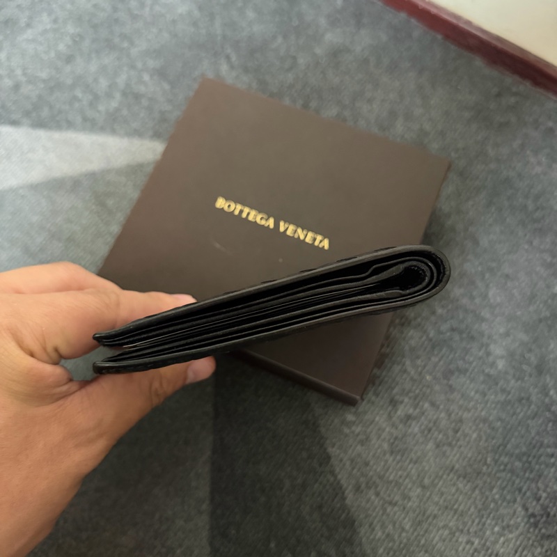 Bv經典編織黑色短夾-2