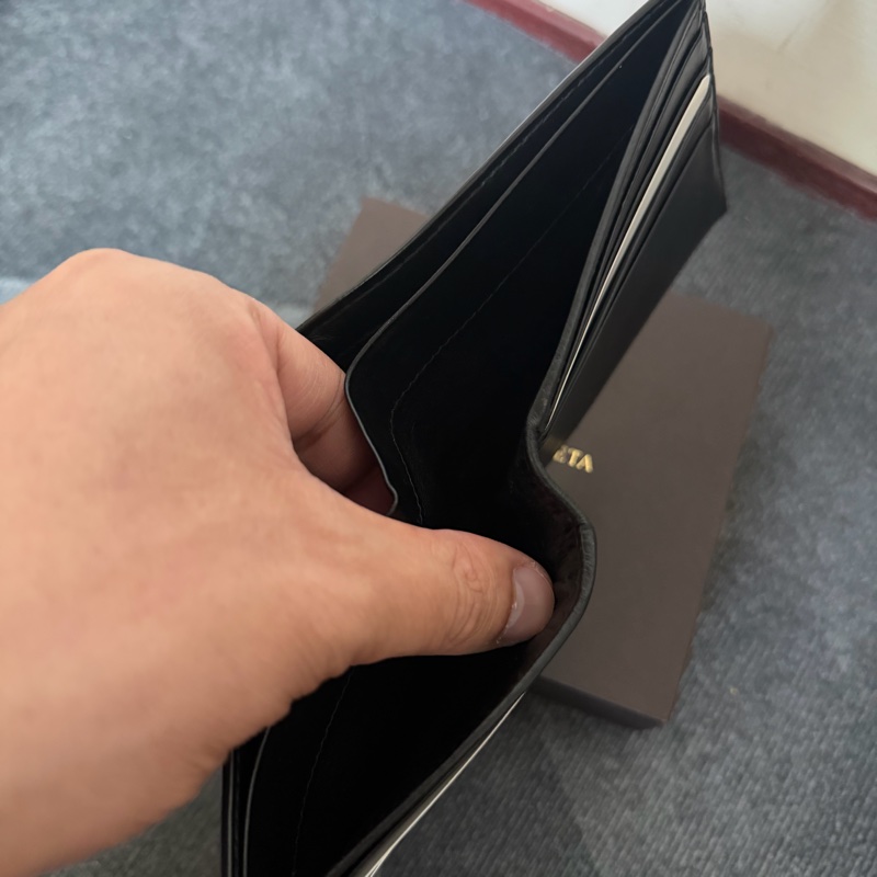 Bv經典編織黑色短夾-6