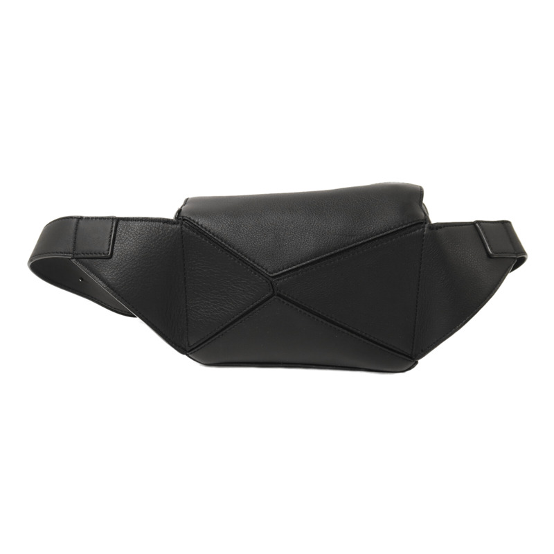 LOEWE 牛皮皮革Small Puzzle BumBag銀扣腰包-1